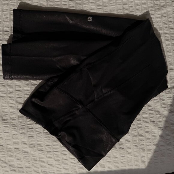 lululemon athletica High-Rise Tights in shiny black - Picture 11 of 14